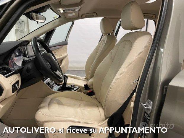 BMW 218 d Active Tourer Luxury-PELLE-NAVI-XENO