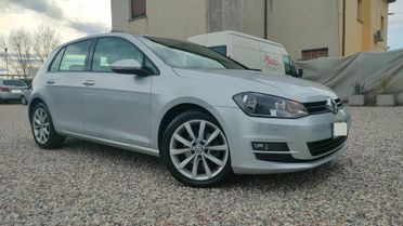 Volkswagen Golf 5 Porte Golf 5p 1.6 tdi Highline Executive (business) 110cv dsg