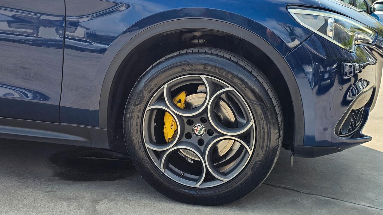 Alfa Romeo Stelvio 2.2 Turbodiesel 210 CV AT8 Q4 Super