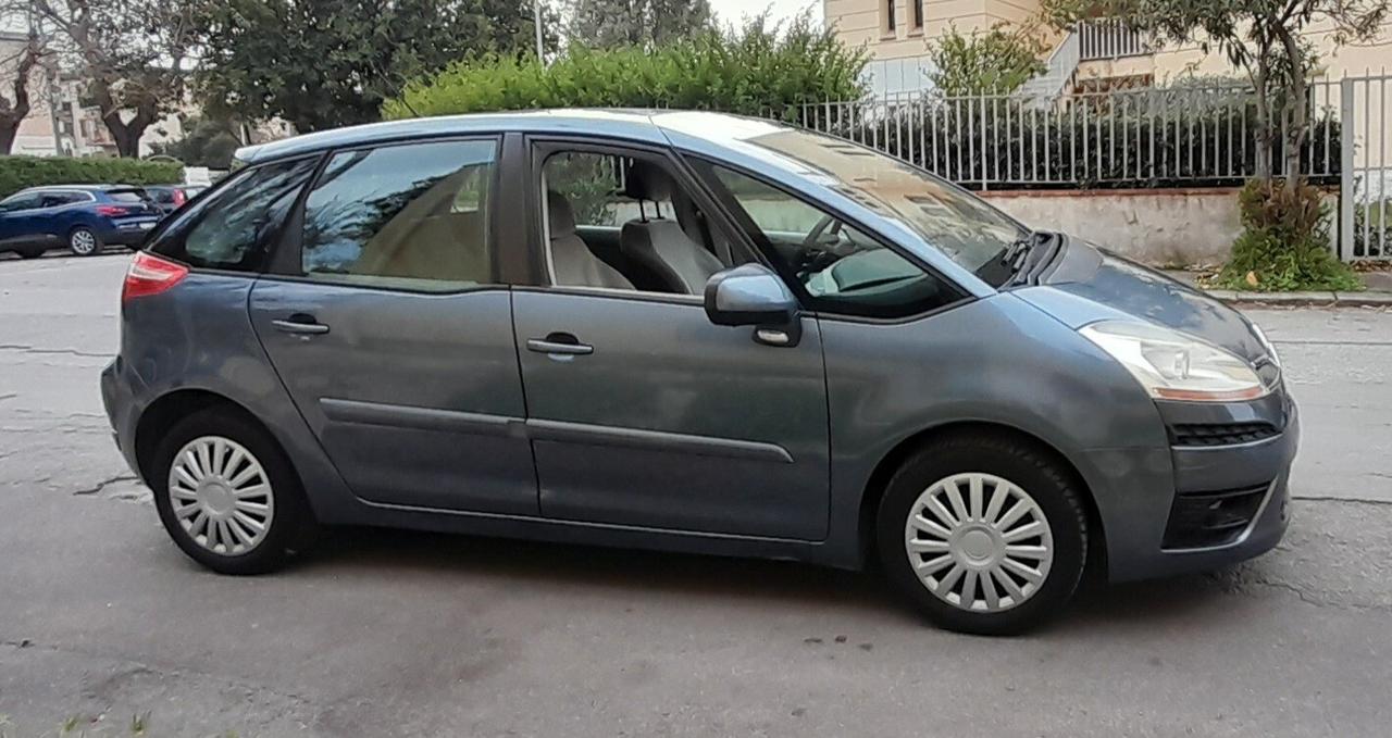 Citroen C4 1.6 HDi 110CV FAP Exclusive