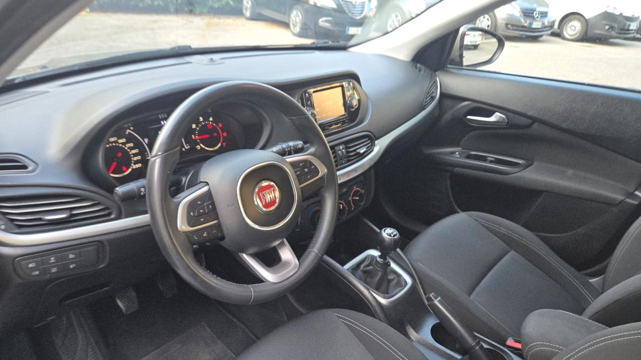 Fiat Tipo 1.6 Mjt S&S SW Lounge