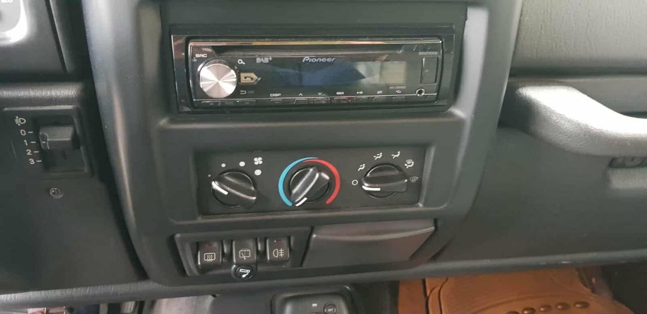 Jeep Wrangler 2.5 Sport GPL