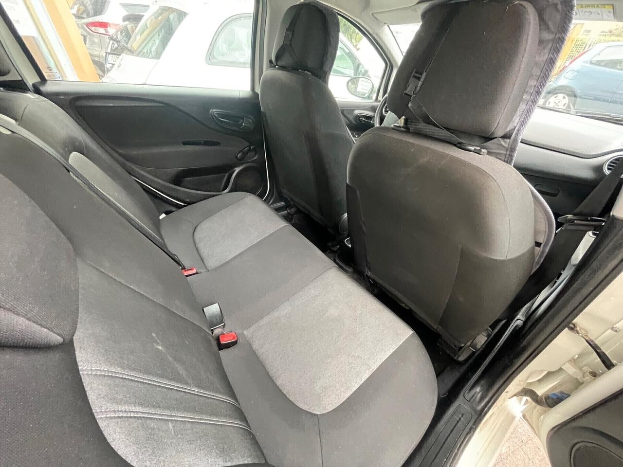 Fiat Punto 1.3 MJT II 75 CV 5 porte Street