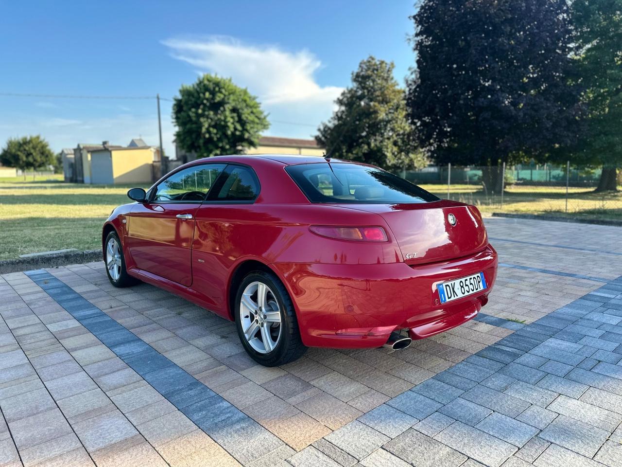 Alfa Romeo GT 1.8 16V TS Progression ( Disegno BERTONE )