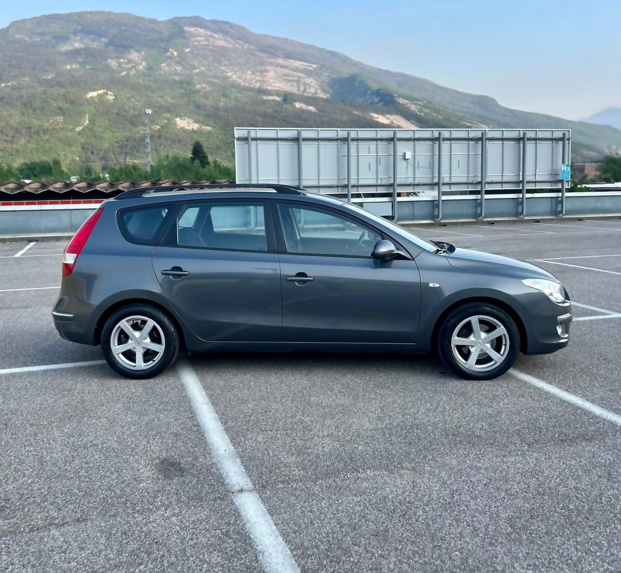 Hyundai i30 Cambio automatico SOLO 98.000km