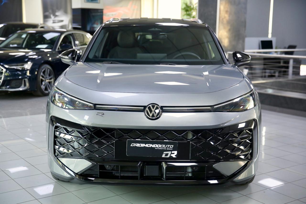 Volkswagen T-Roc R-Line 1.5 eTSI ACT 150 cv DSG_NUOVA_KM0