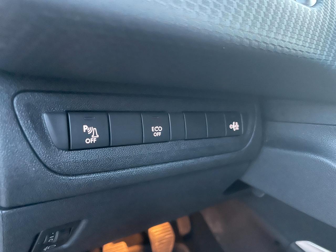 Peugeot 2008 1.6 e-HDi 92 CV Stop&Start Allure NAVI+CLIMA AUTO+PACK LUCI