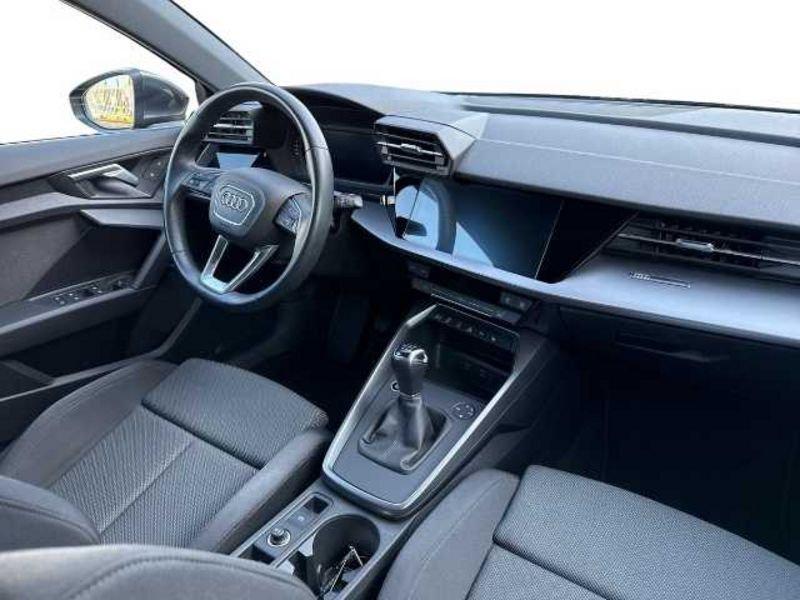Audi A3 Sedan 30 1.0 tfsi S line edition