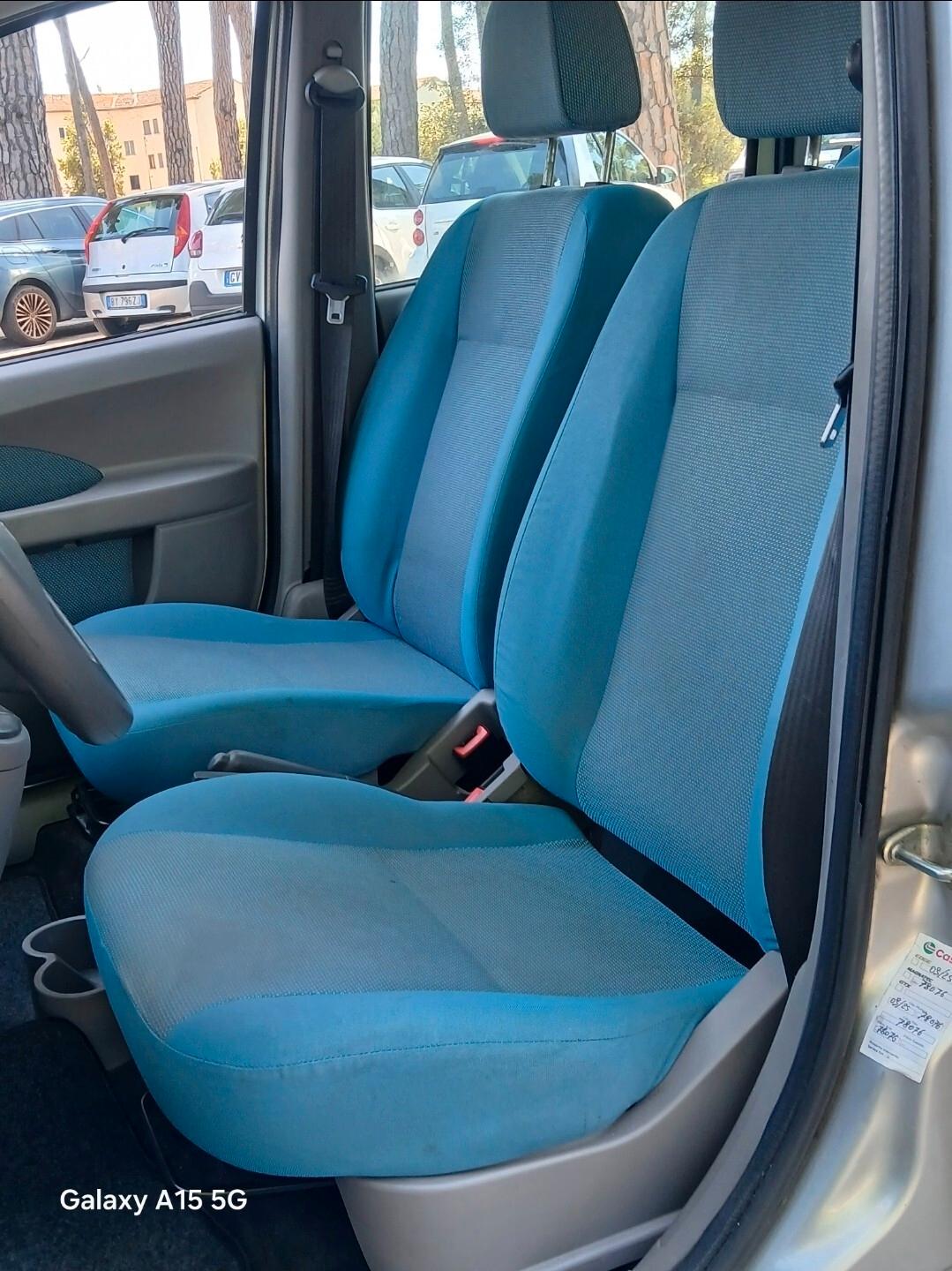 Fiat Panda 1.2 ((( 79000 km ))) NEOPATENTATI - PERMUTE
