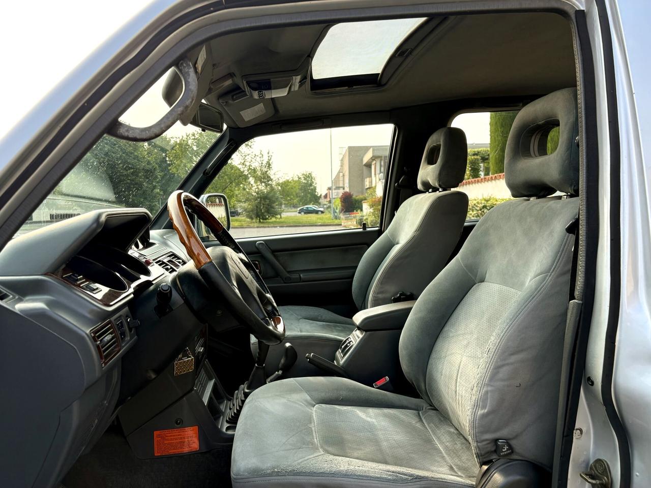 MITSUBISHI PAJERO 3p. 2.5D-Bicolore- 218000KM-2000