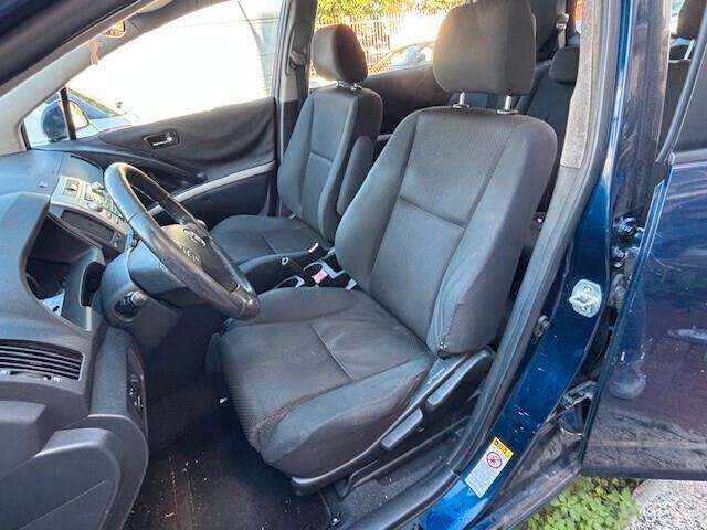 Toyota Corolla Verso 7 posti Anche permuta