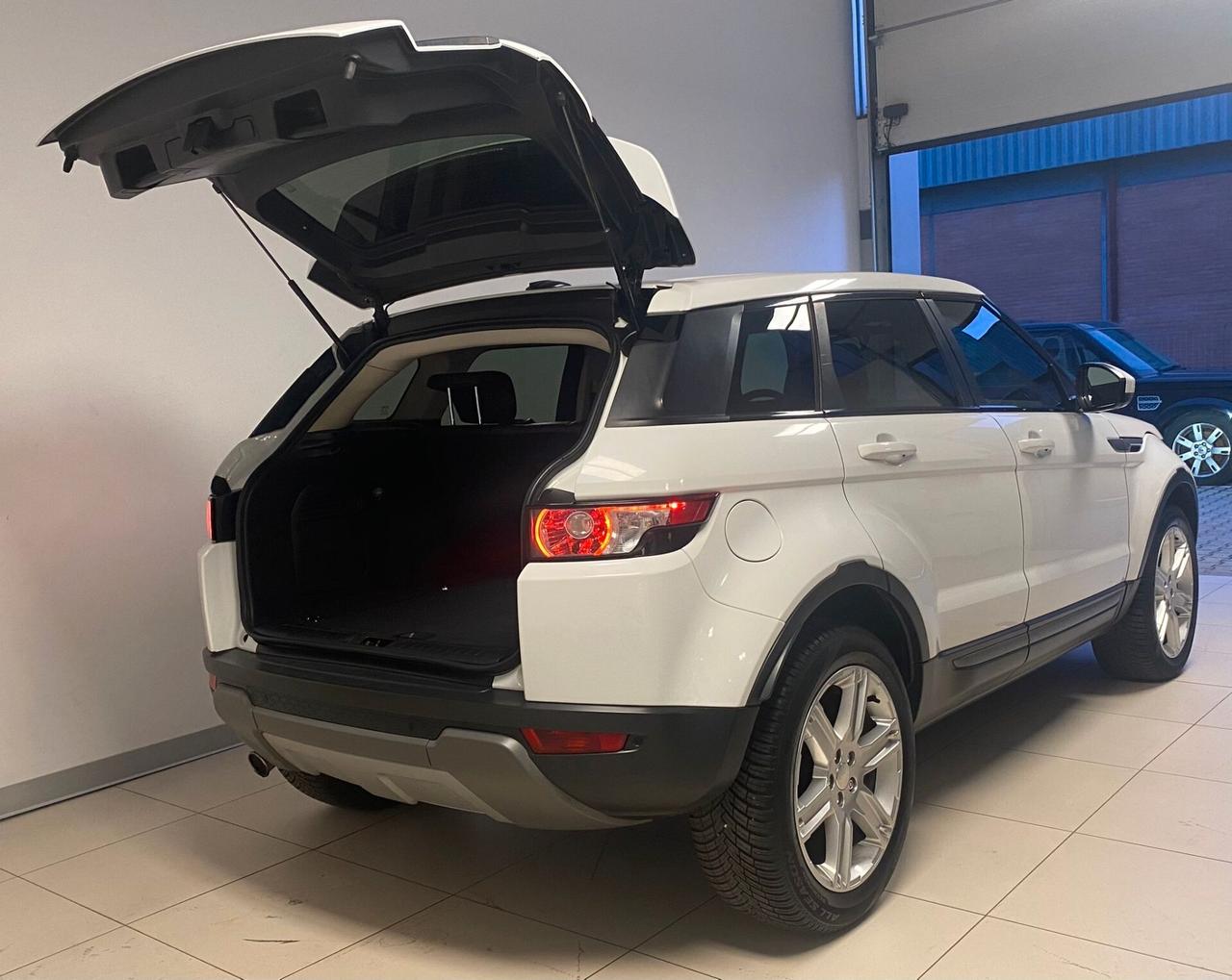 Land Rover Range Rover Evoque 2.2 TD4 5p. Pure Tech Pack