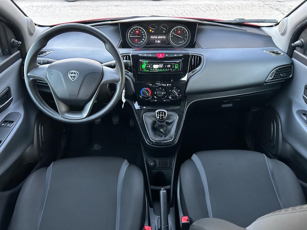 Lancia Ypsilon 1.2 benzina 69 cv 2016 54.000 km