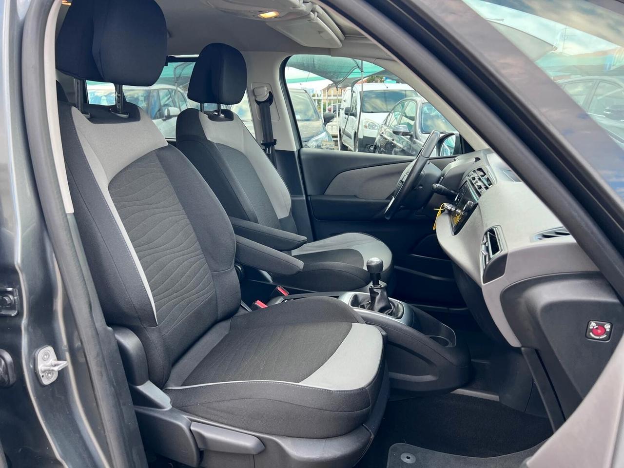 Citroen Grand C4 Picasso 1.6 e-HDi 115 Exclusive