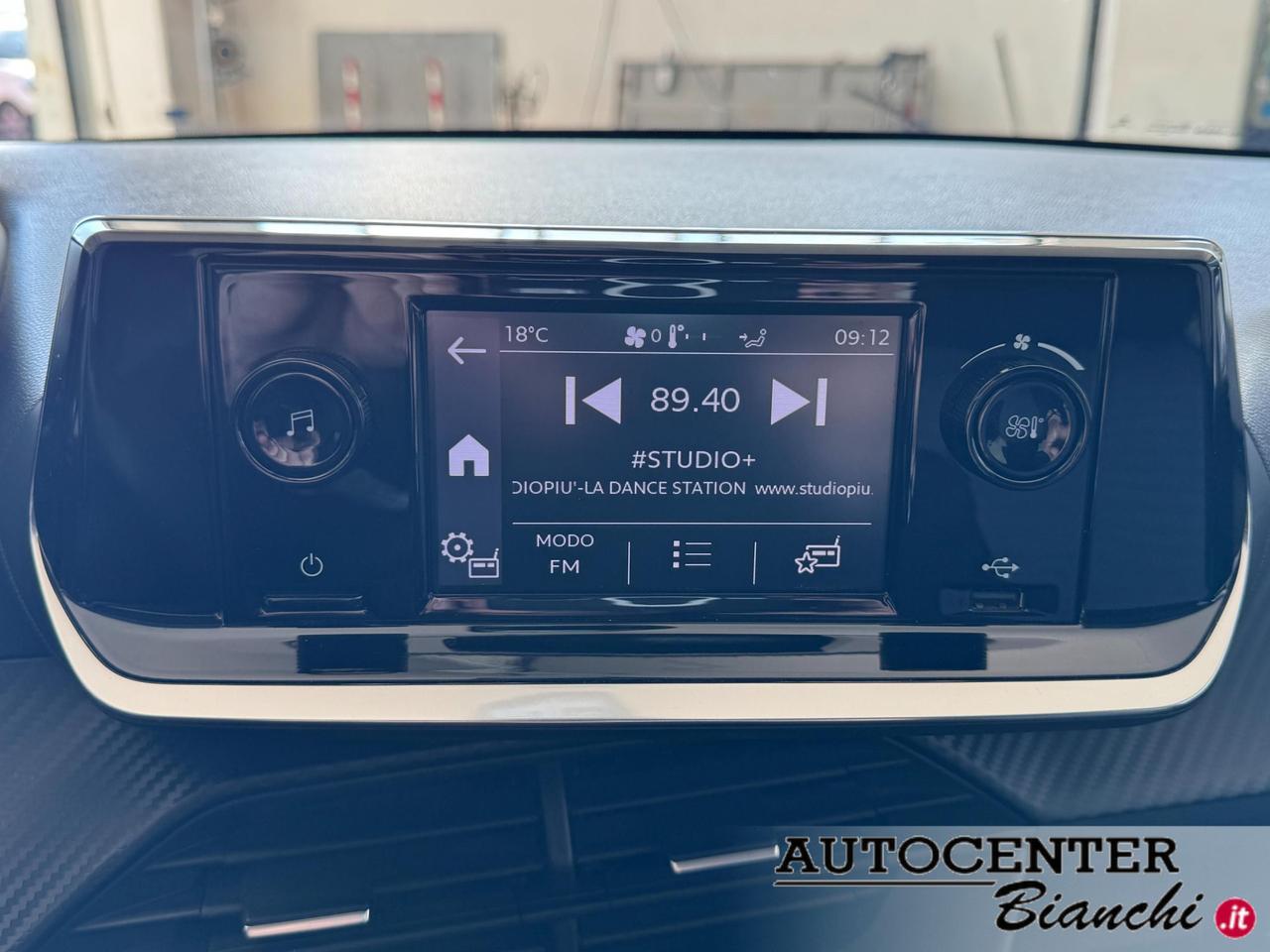 Peugeot 208 5 Porte 1.5 bluehdi Like s&s 100cv