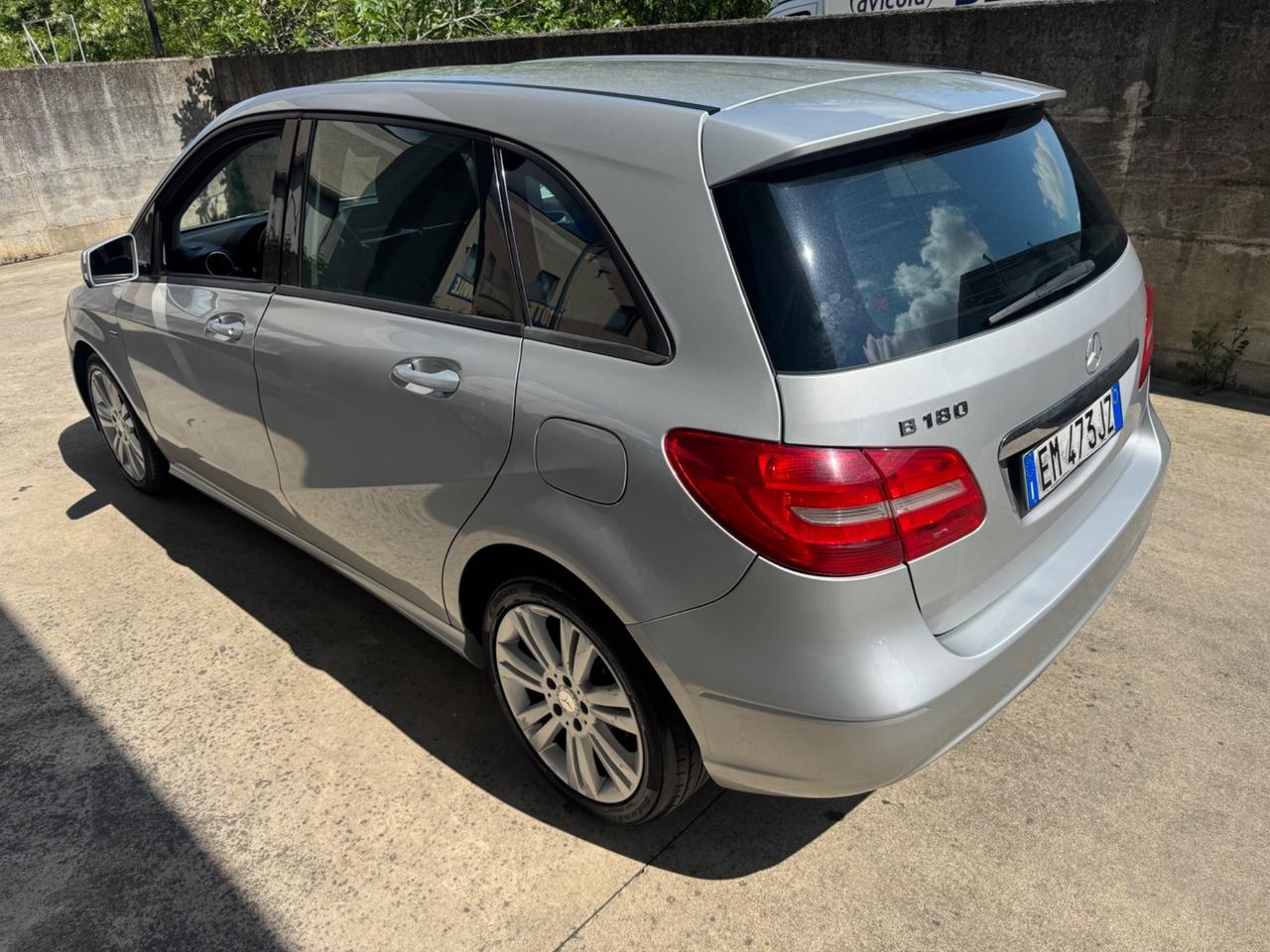 Mercedes-benz B 180 160 BlueEFFICIENCY Executive