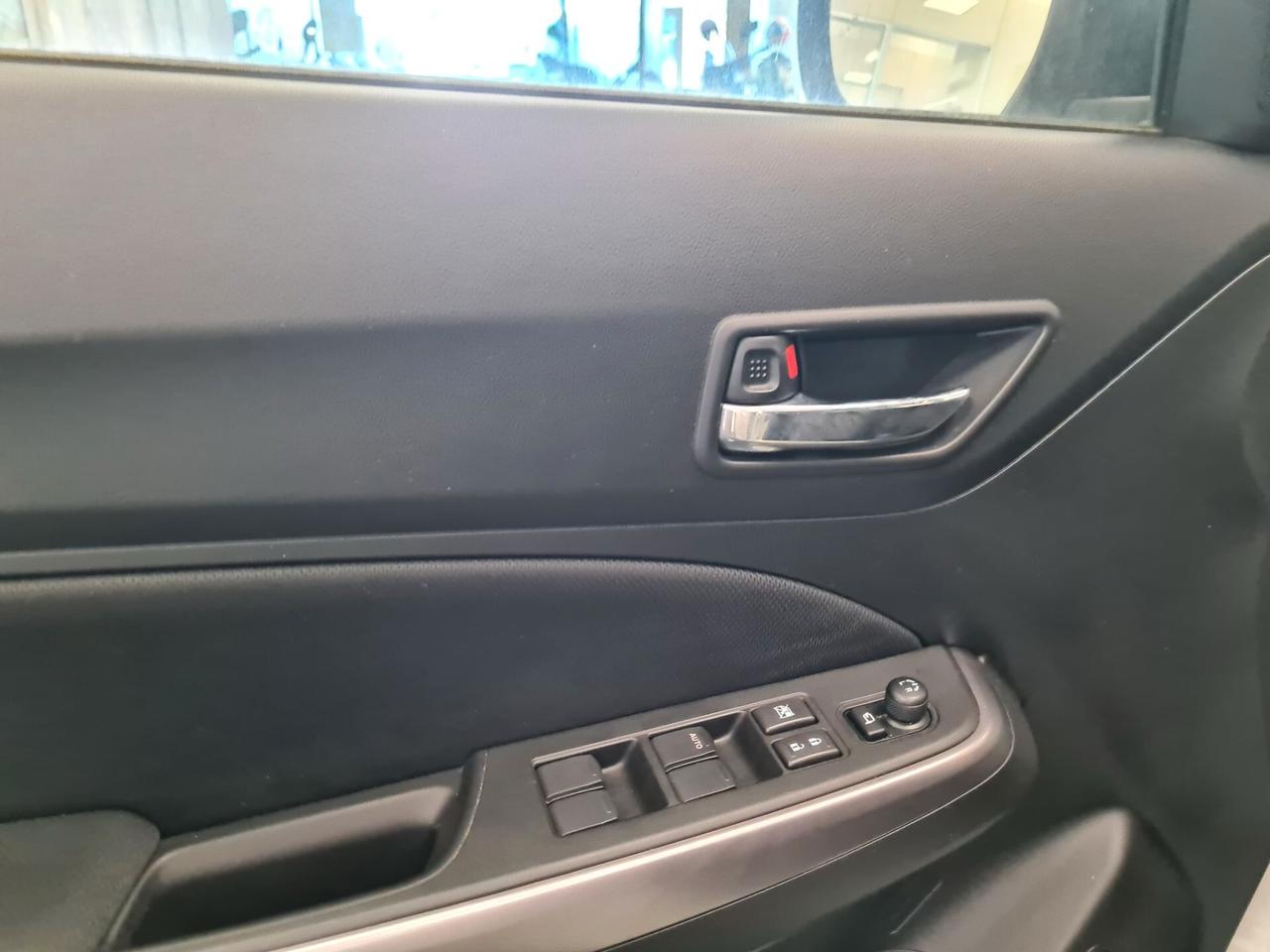 Suzuki Swift 1.2 Hybrid Top