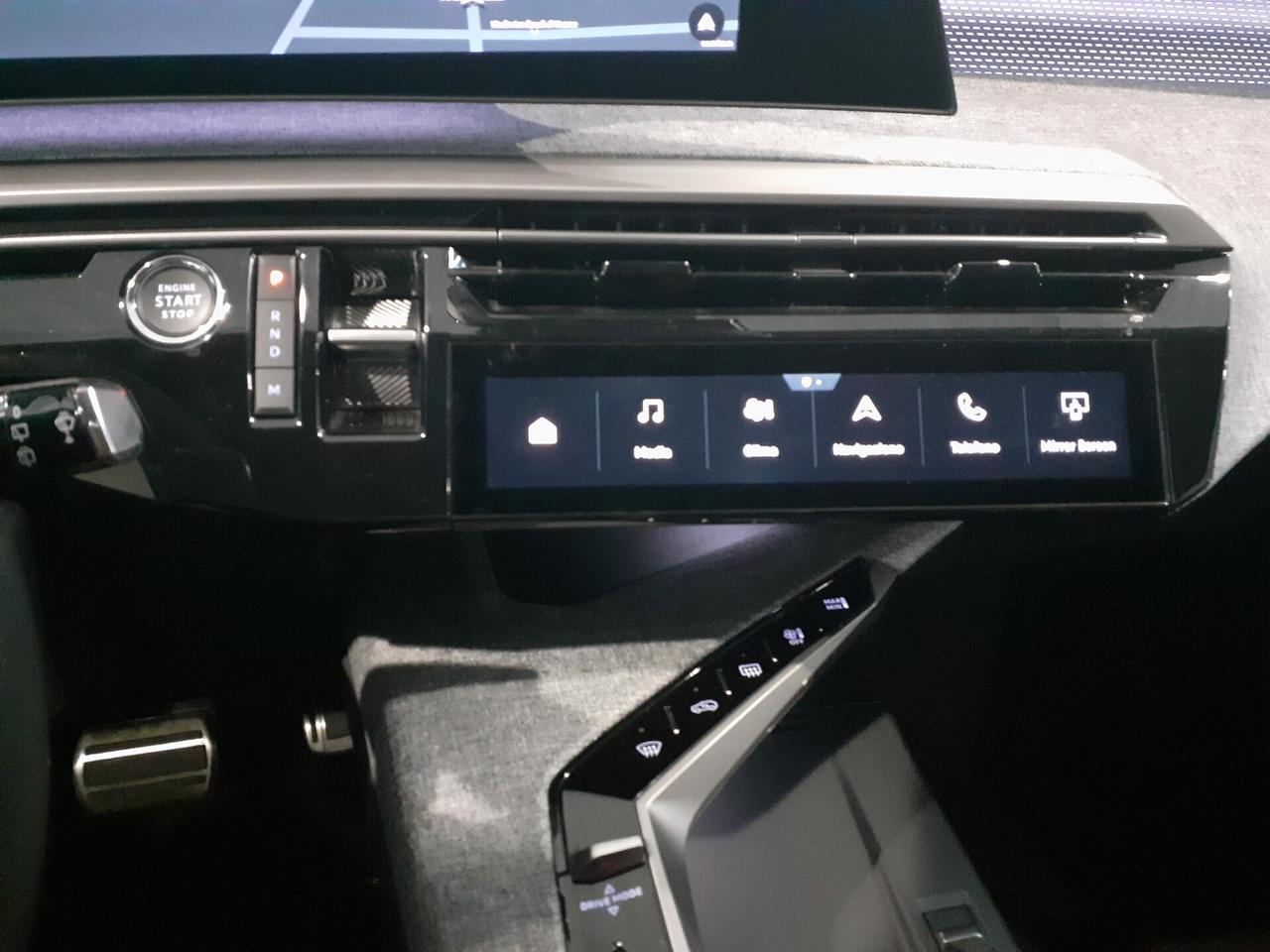 Peugeot 5008 Hybrid 145 e-DCS6 GT