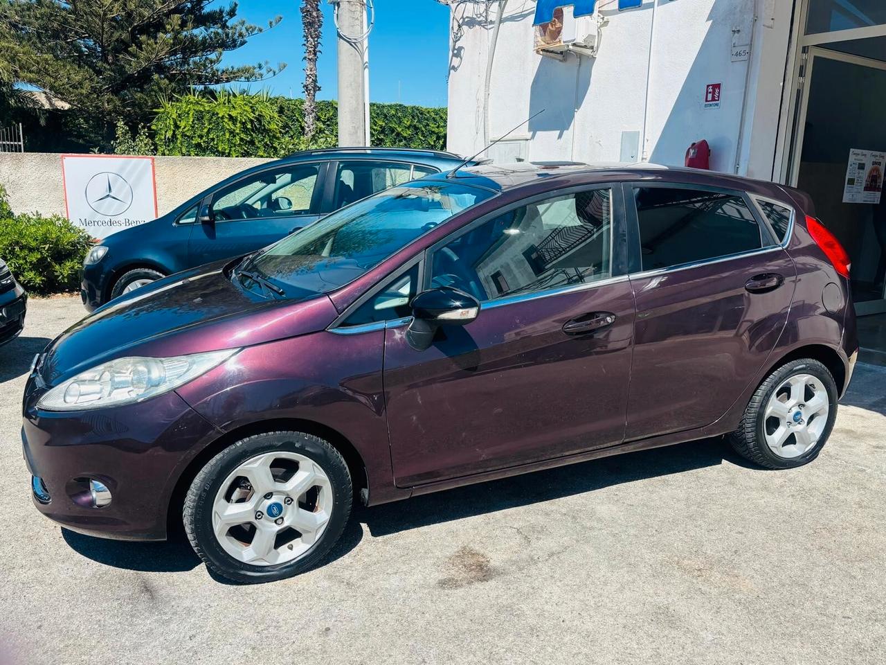Ford Fiesta 1.4 5 porte Bz.- GPL Titanium