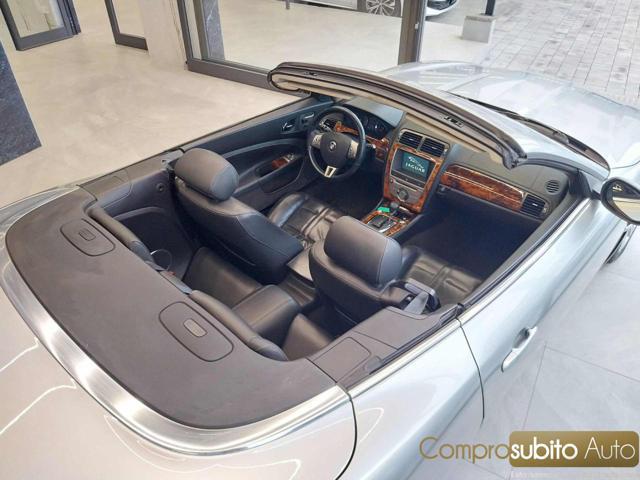 JAGUAR XK 4.2 V8 Convertibile