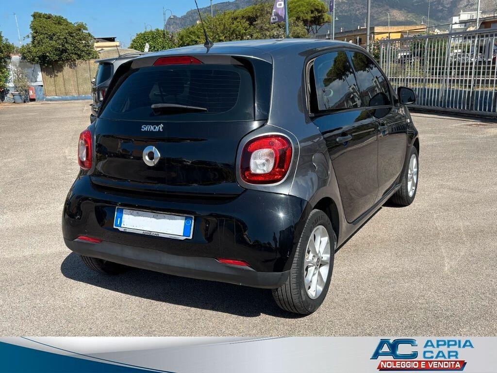 Smart ForFour 70 1.0 Youngster