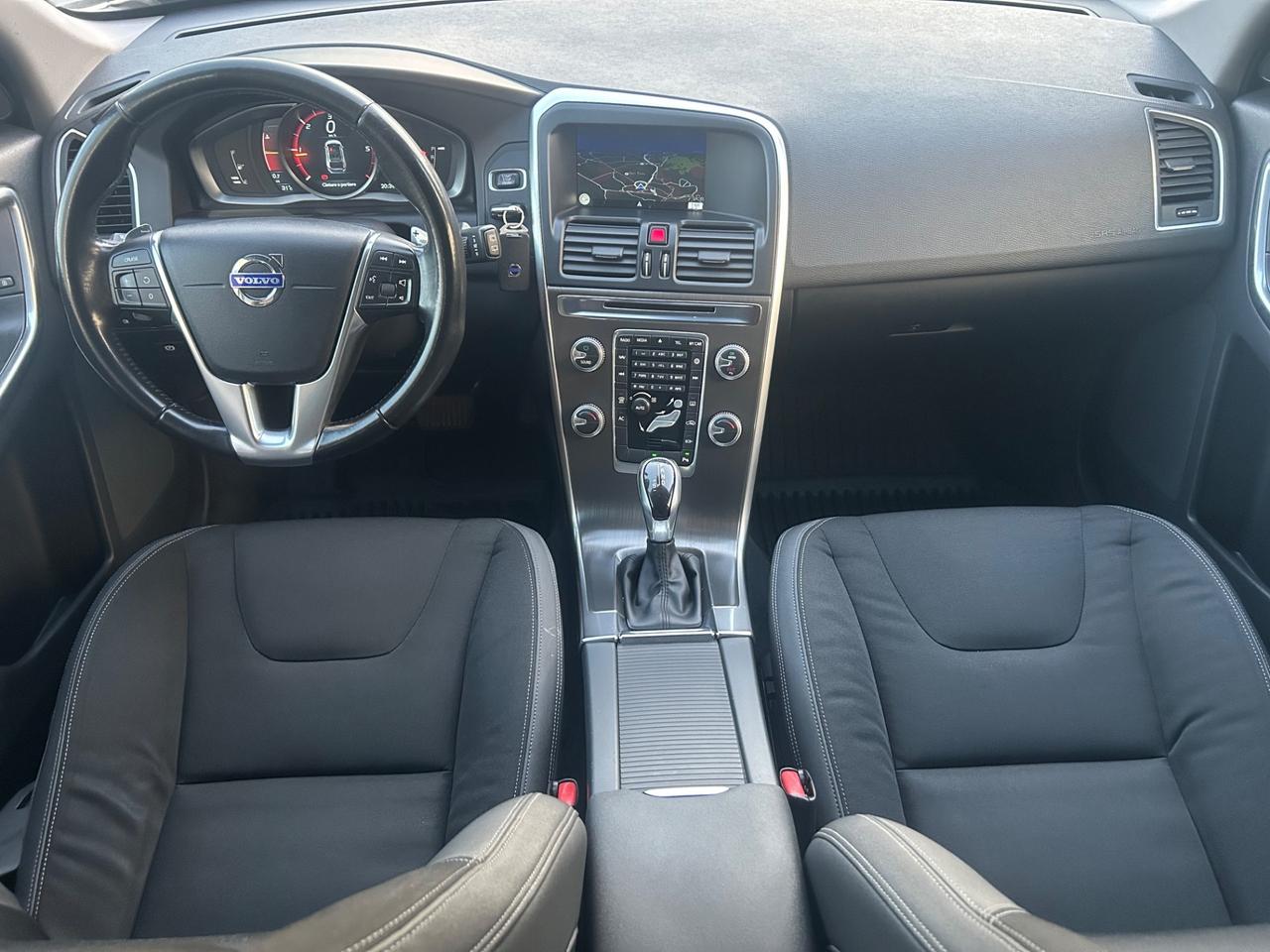 Volvo XC 60 XC60 D4 Geartronic R-design Momentum