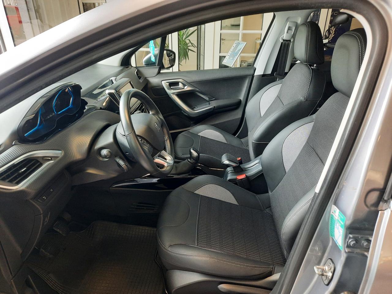 Peugeot 2008 BlueHDi 100 S&S Allure