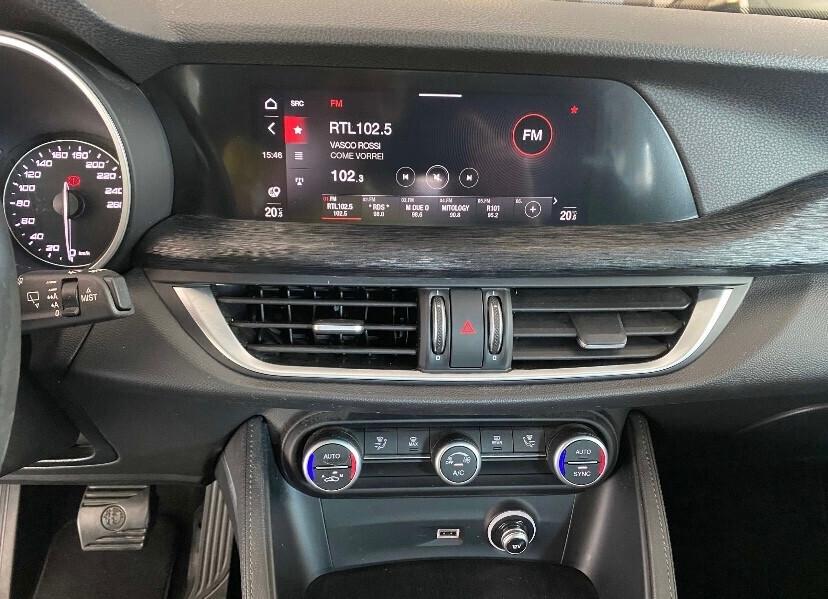 Alfa Romeo Stelvio 2.2 Versione "Rosso Edizione" Aziendale