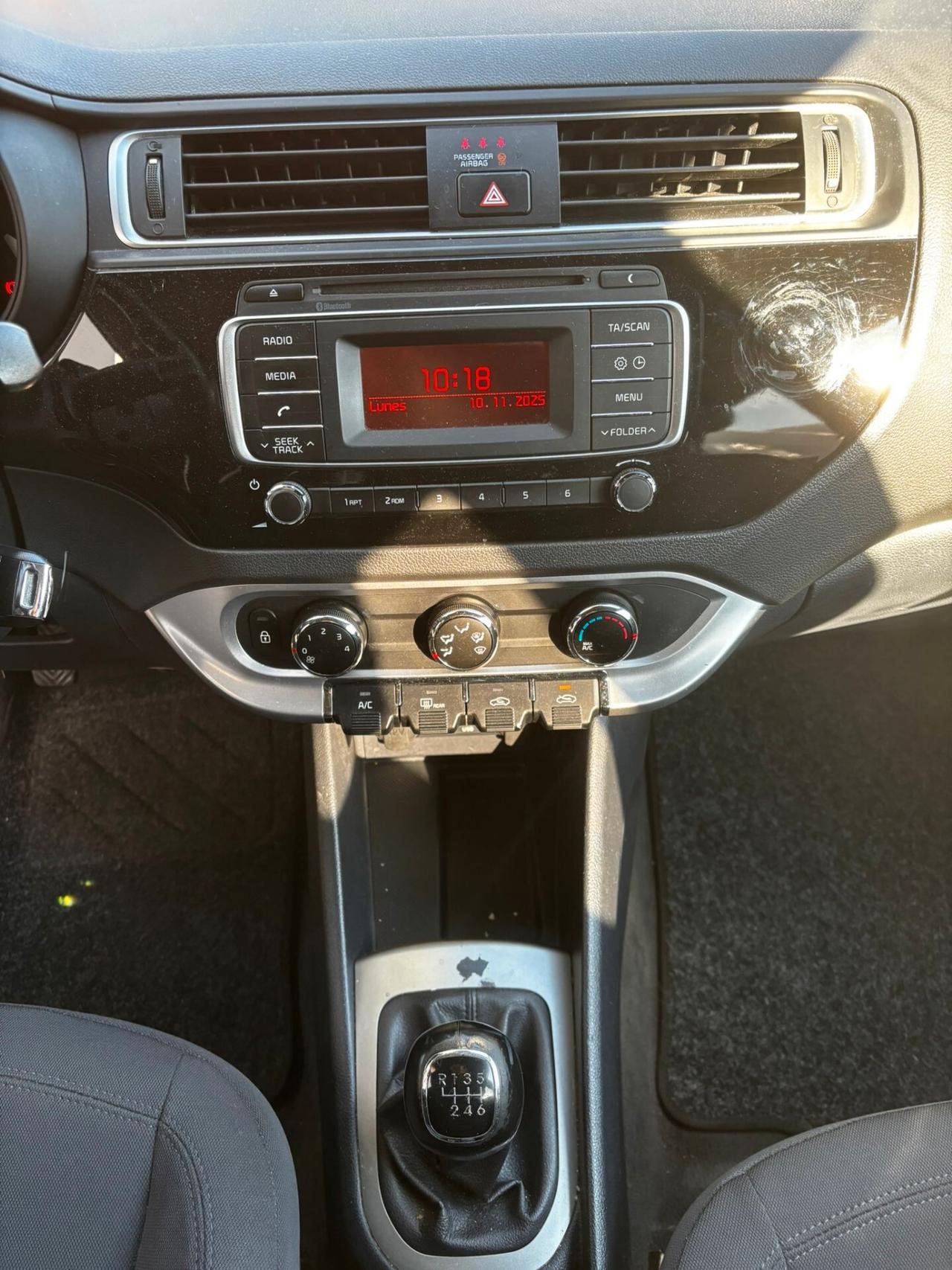 Kia Rio 1.1 CRDi 5p. Cool