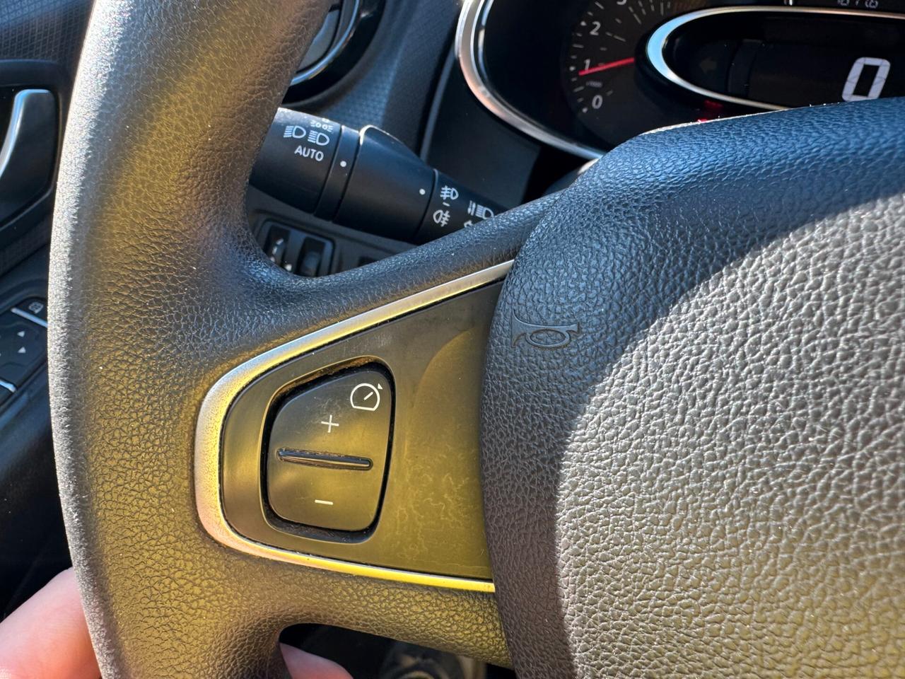 Renault Clio1.5 DCI MOSCHINO FARI FULL LED 2019