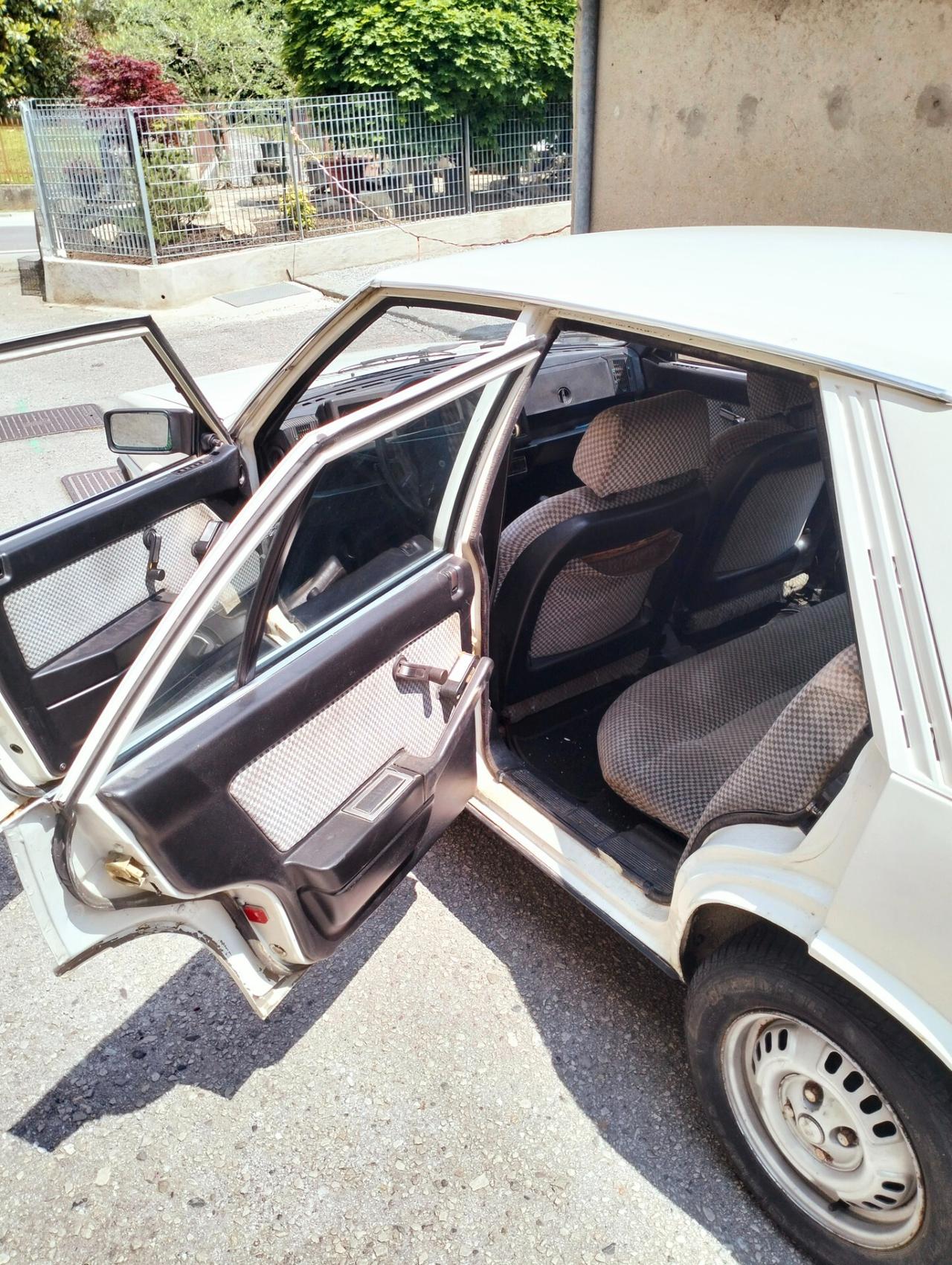 Lancia Delta 1.3