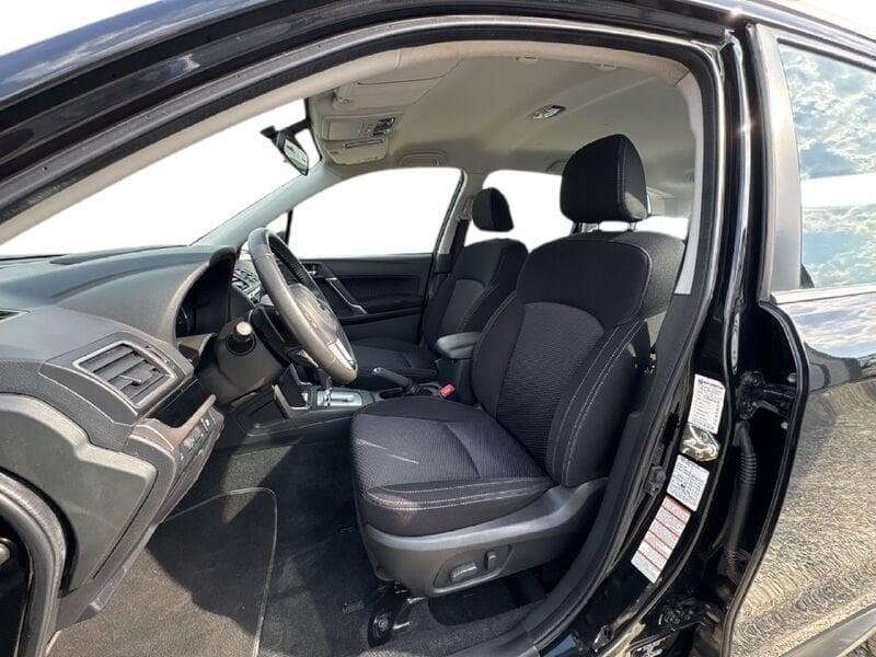 Subaru Forester Forester 2.0i BI-Fuel Style