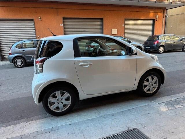 Toyota iQ 1.0 Sol - Cambio Automatico
