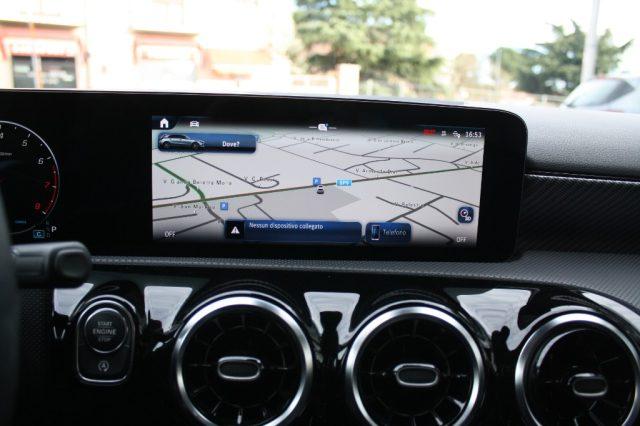 MERCEDES-BENZ A 180 Automatic AMG Line Premium