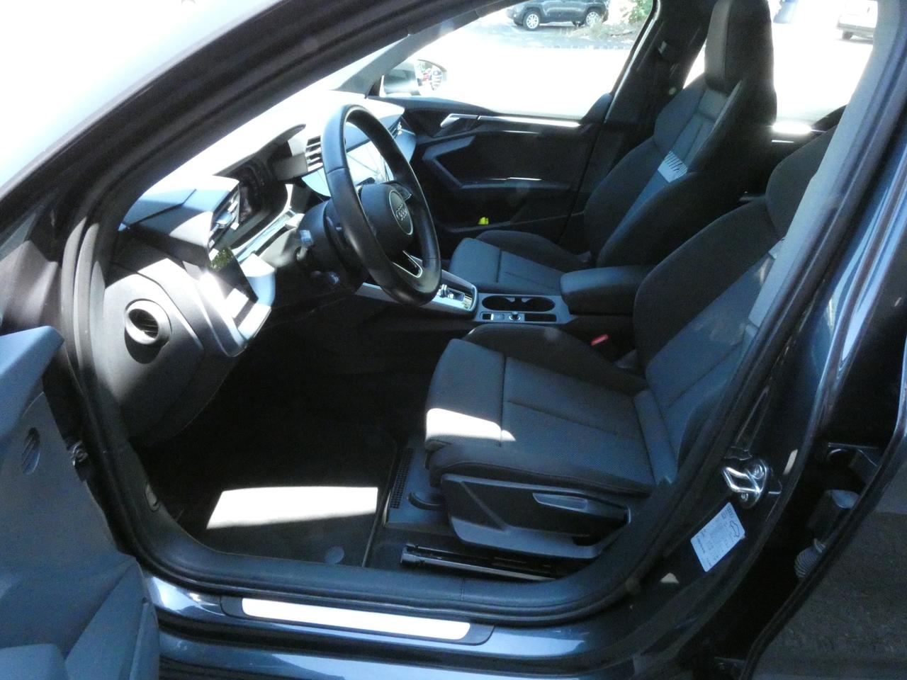 AUDI A3 4ª serie A3 SPB 30 TFSI S tronic Busin...