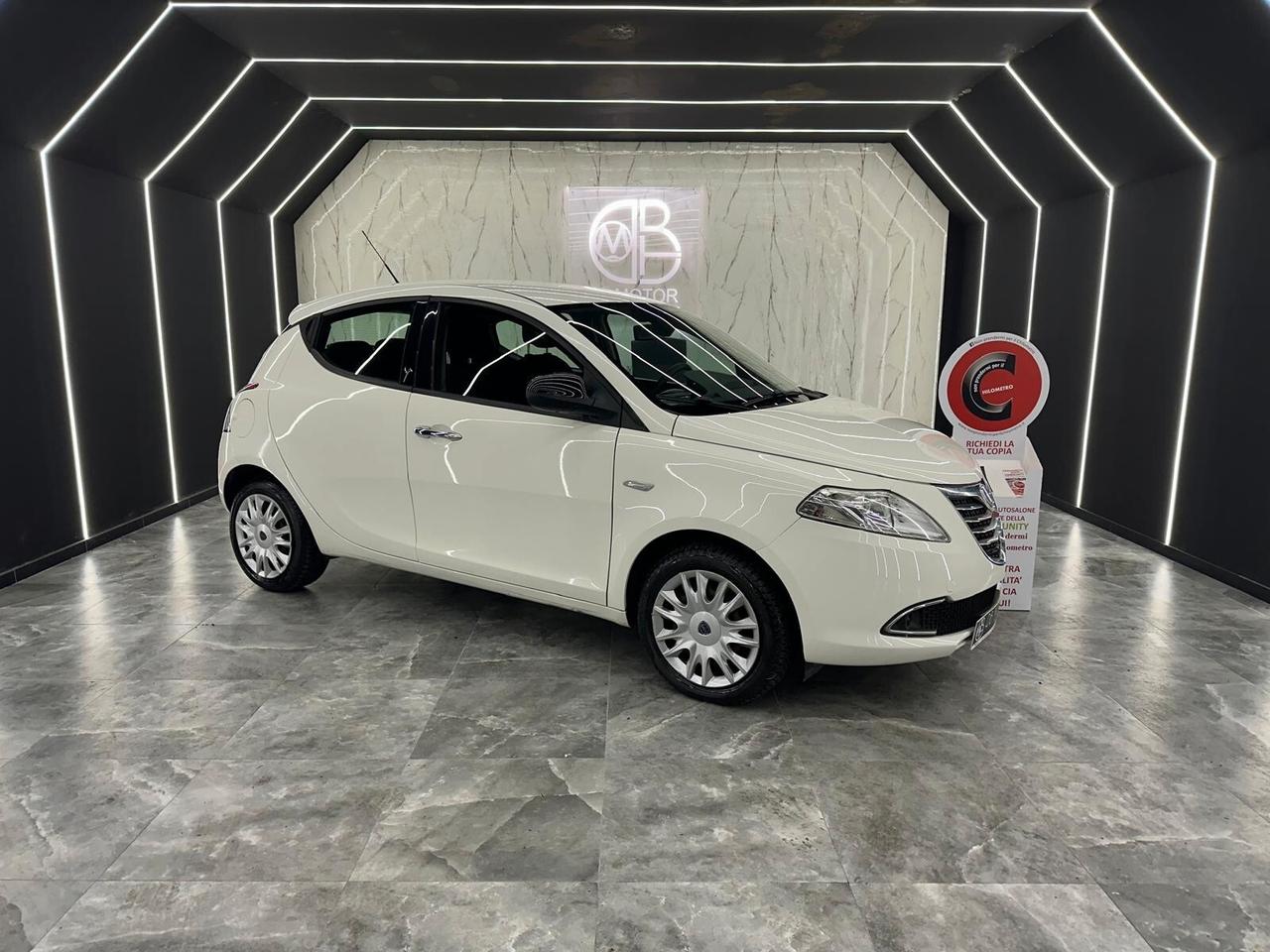 Lancia Ypsilon III 2011 1.2 8v Platinum