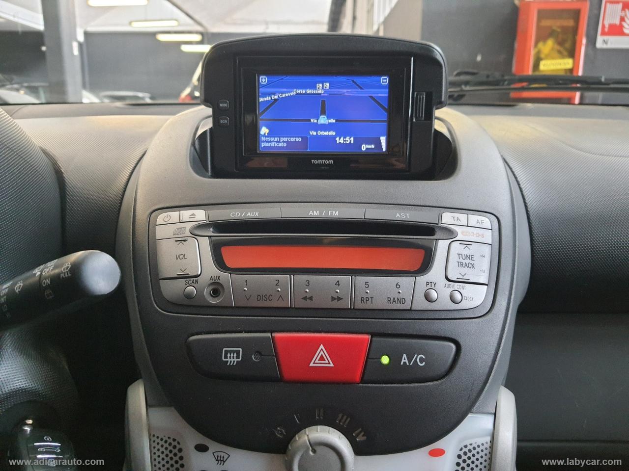 TOYOTA Aygo 1.0 VVT-i 5p. Now Connect