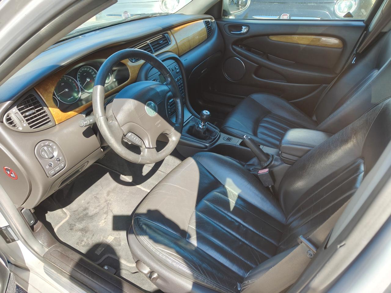 Jaguar X-Type 2.5 V6 24V cat Executive