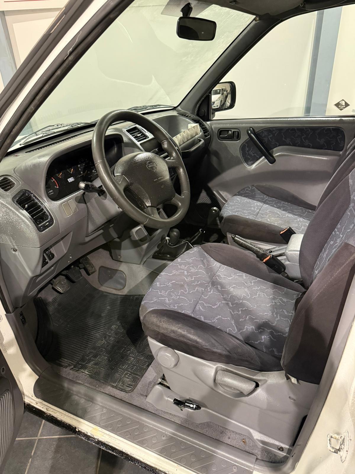 Nissan Terrano II 2.7 -AUTOCARRO -2 POSTI