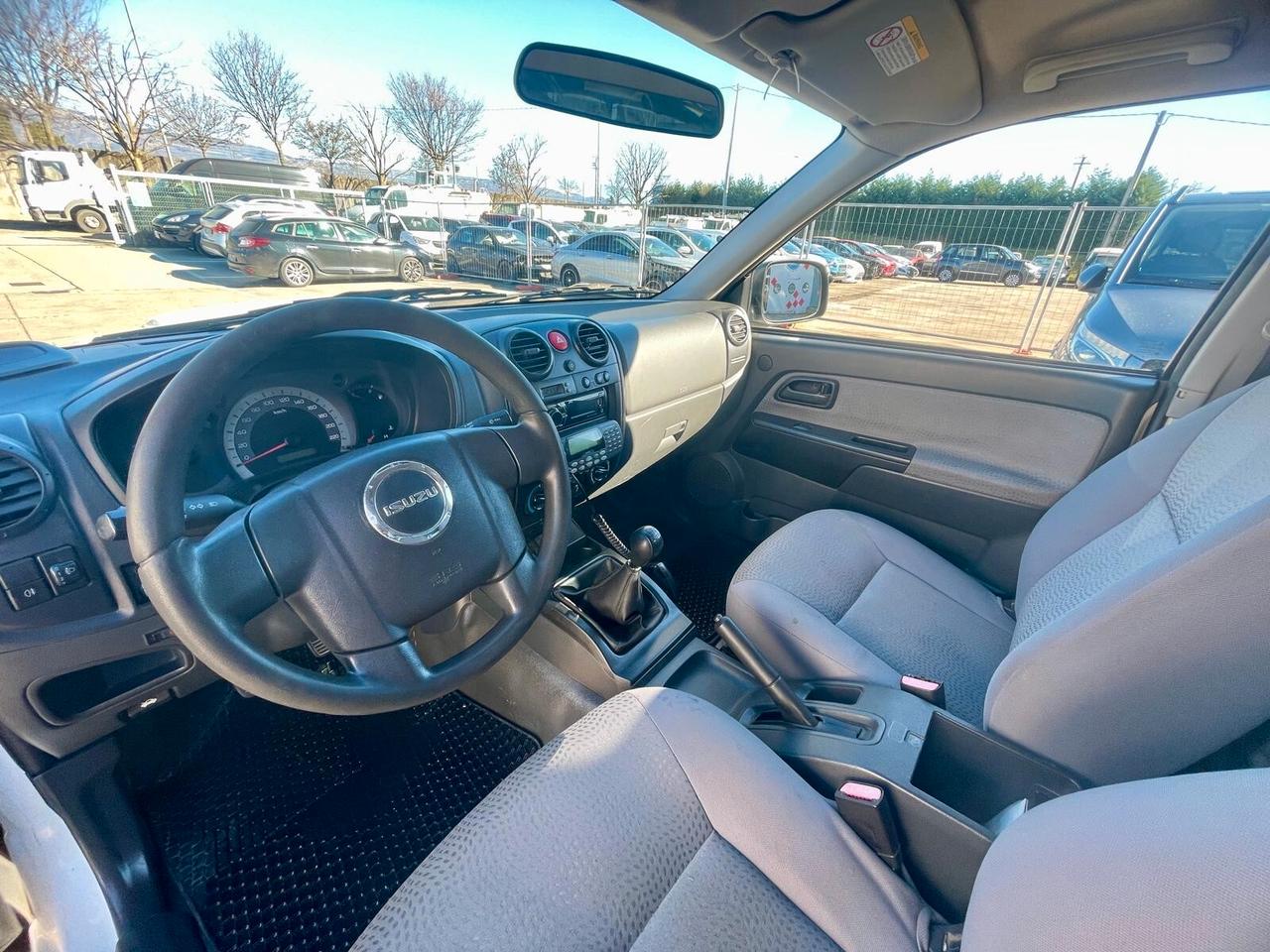 ISUZU D-MAX 2.5 TD CR SPACE L SUPER - 4X4