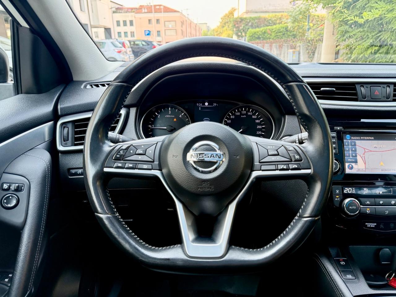Nissan Qashqai 1.6 dci Tekna 2wd 130cv UNICO PROPRIETARIO