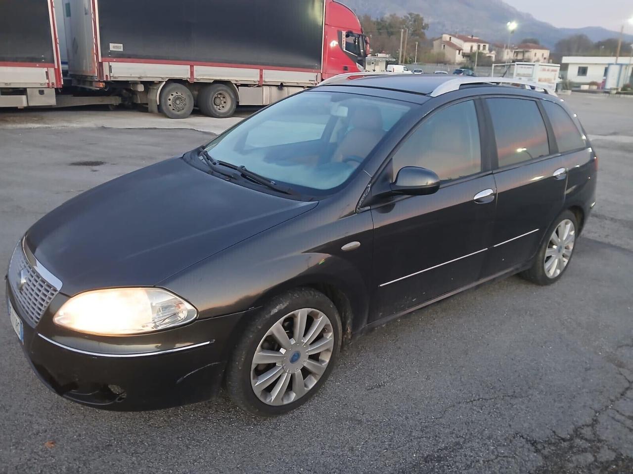 Fiat Croma 1.9 Multijet 16V tetto apribile pelle full garantita 12 mesi