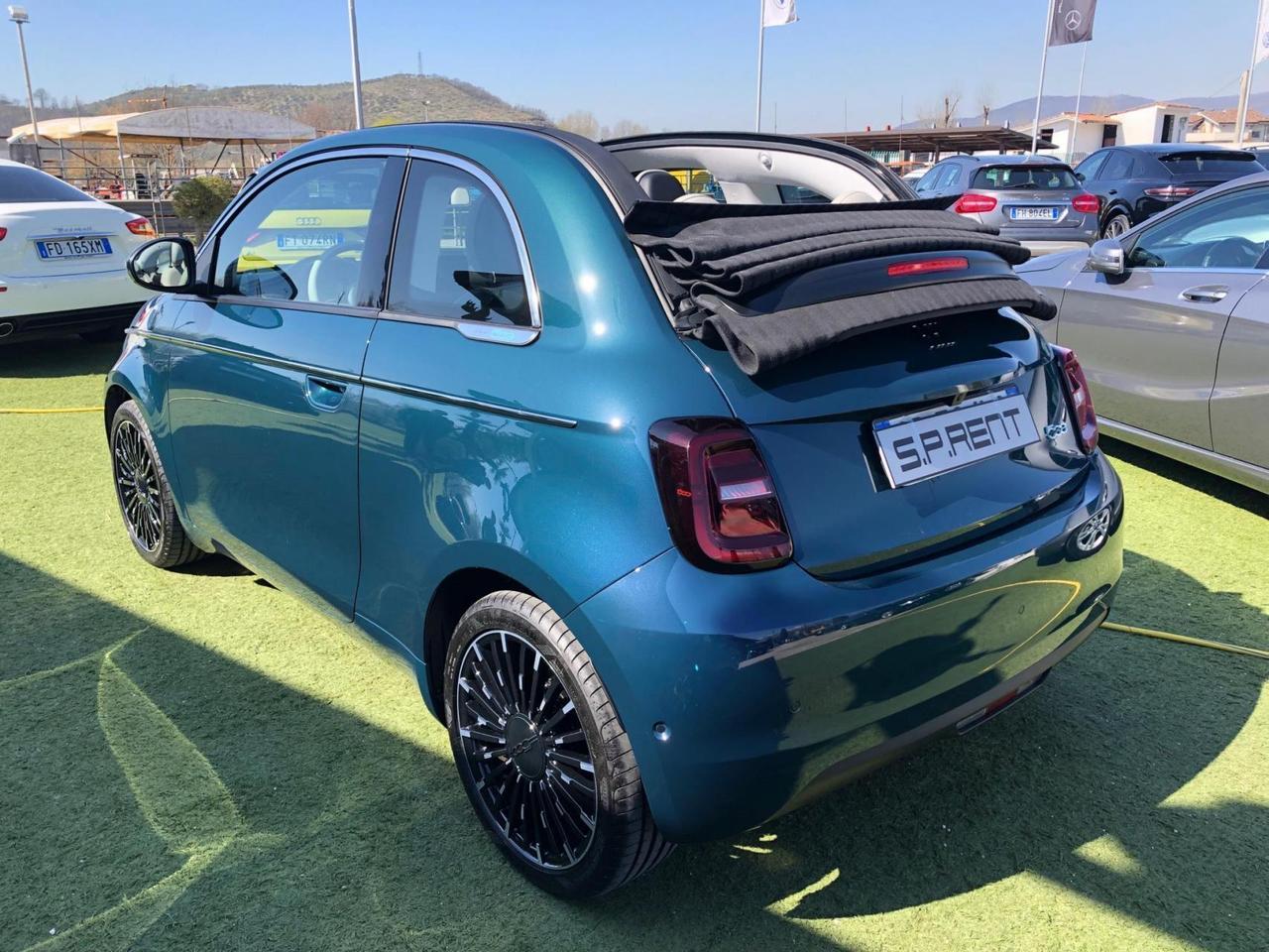 Fiat 500 La Prima Cabrio 42 kWh