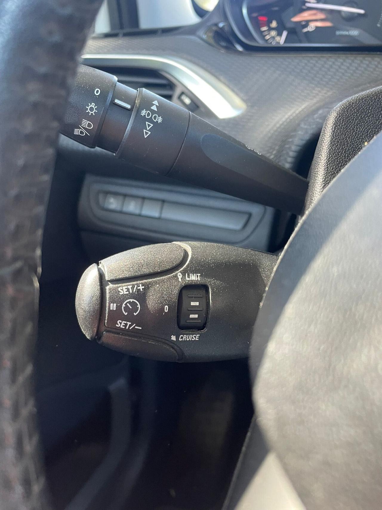 Peugeot 2008 BlueHDi 75 Active