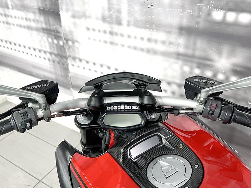 Ducati Diavel Carbon