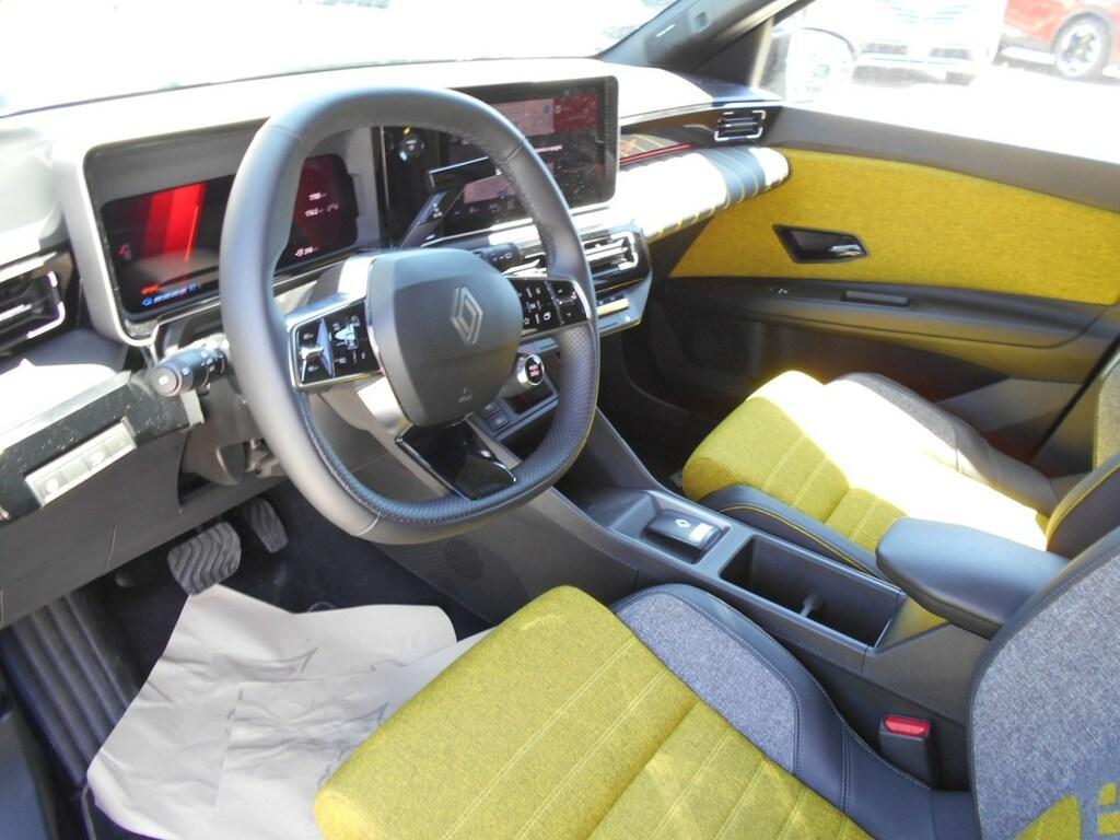 Renault Renault 5 comfort range Iconic Cinq