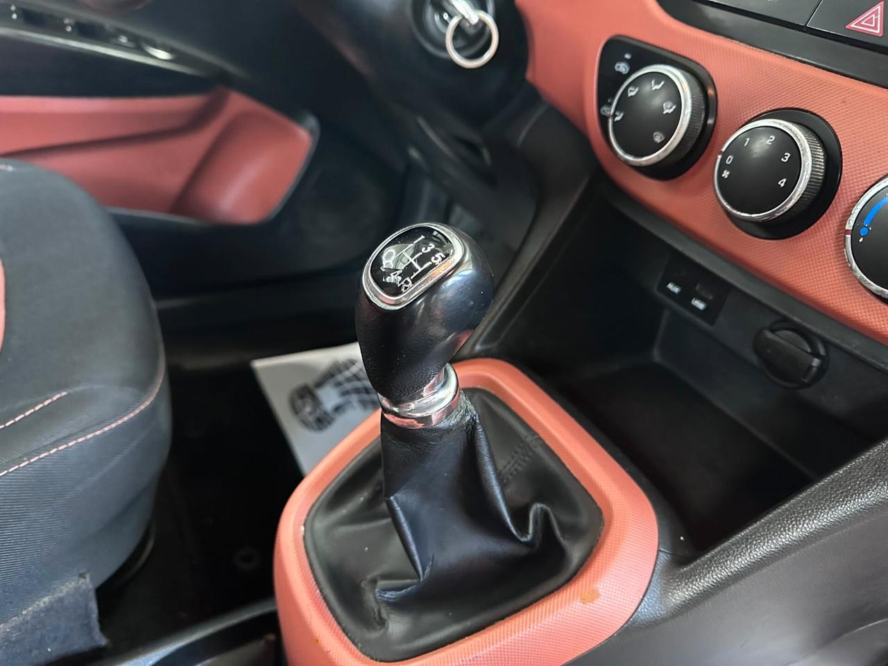 Hyundai i10 1.0 MPI Login