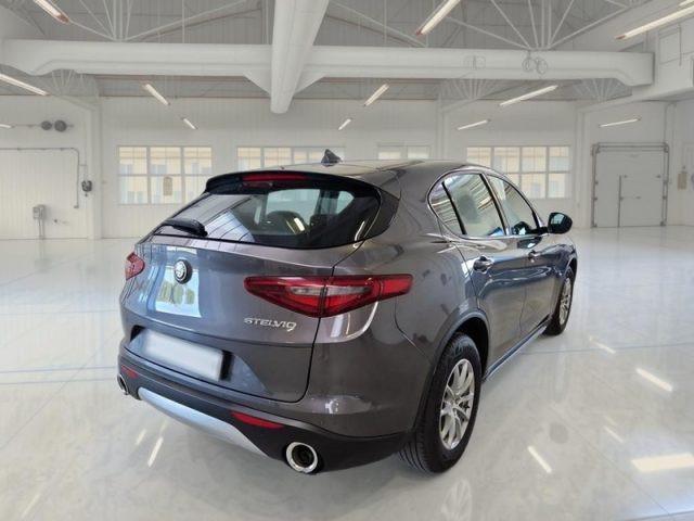 ALFA ROMEO Stelvio 2.2 Turbodiesel 160 CV AT8 RWD Business