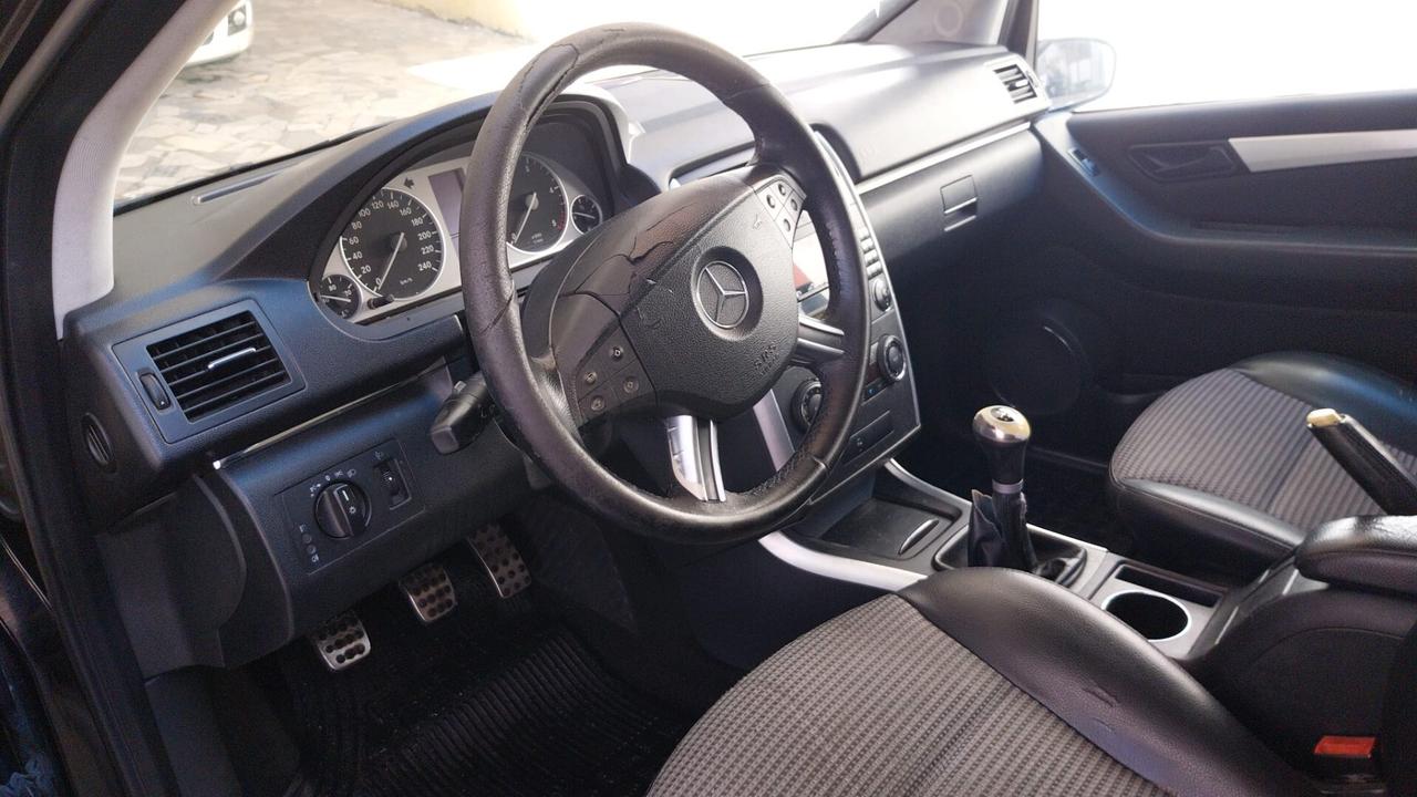 Mercedes-benz B 180 2.0cc diesel(PRIVATO)-2008