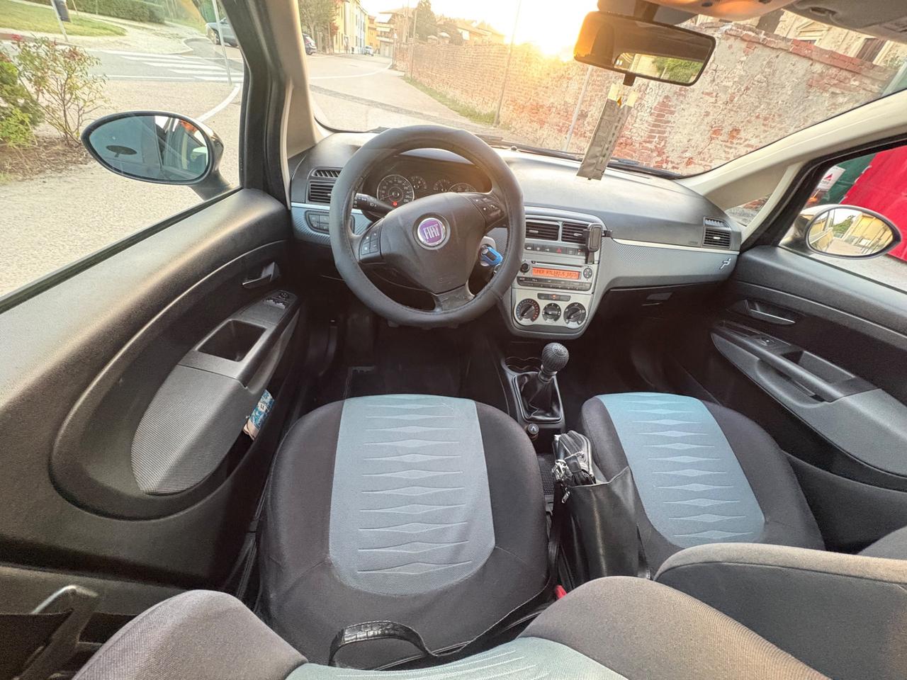 Fiat G. Punto 1.4 benzina & metano ok neo patentati